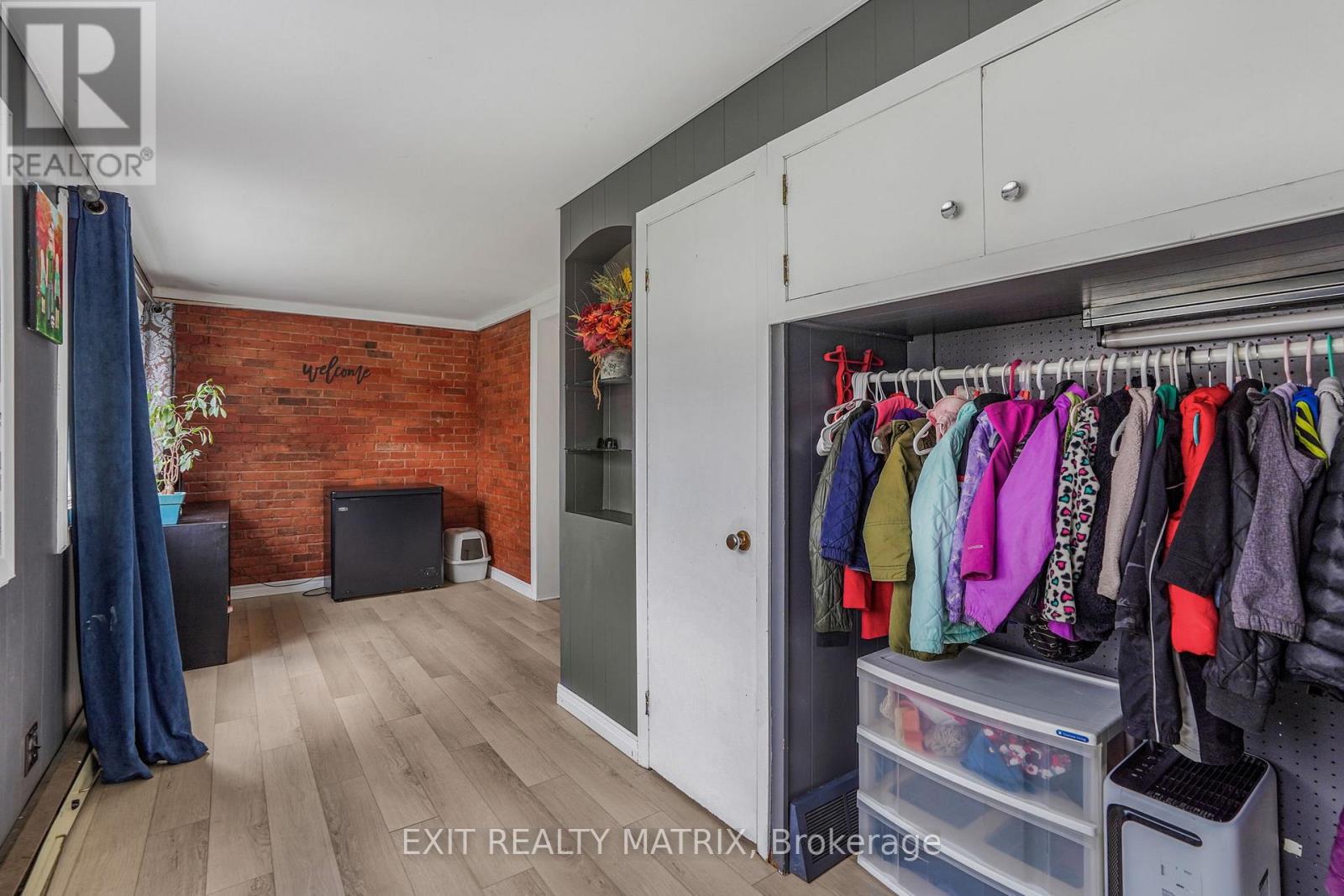 453 GARNEAU ROAD - Photo 3