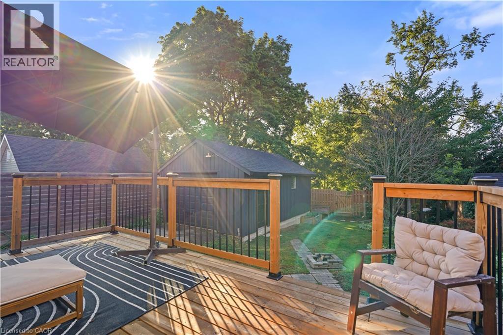 473 VICTORIA Street S