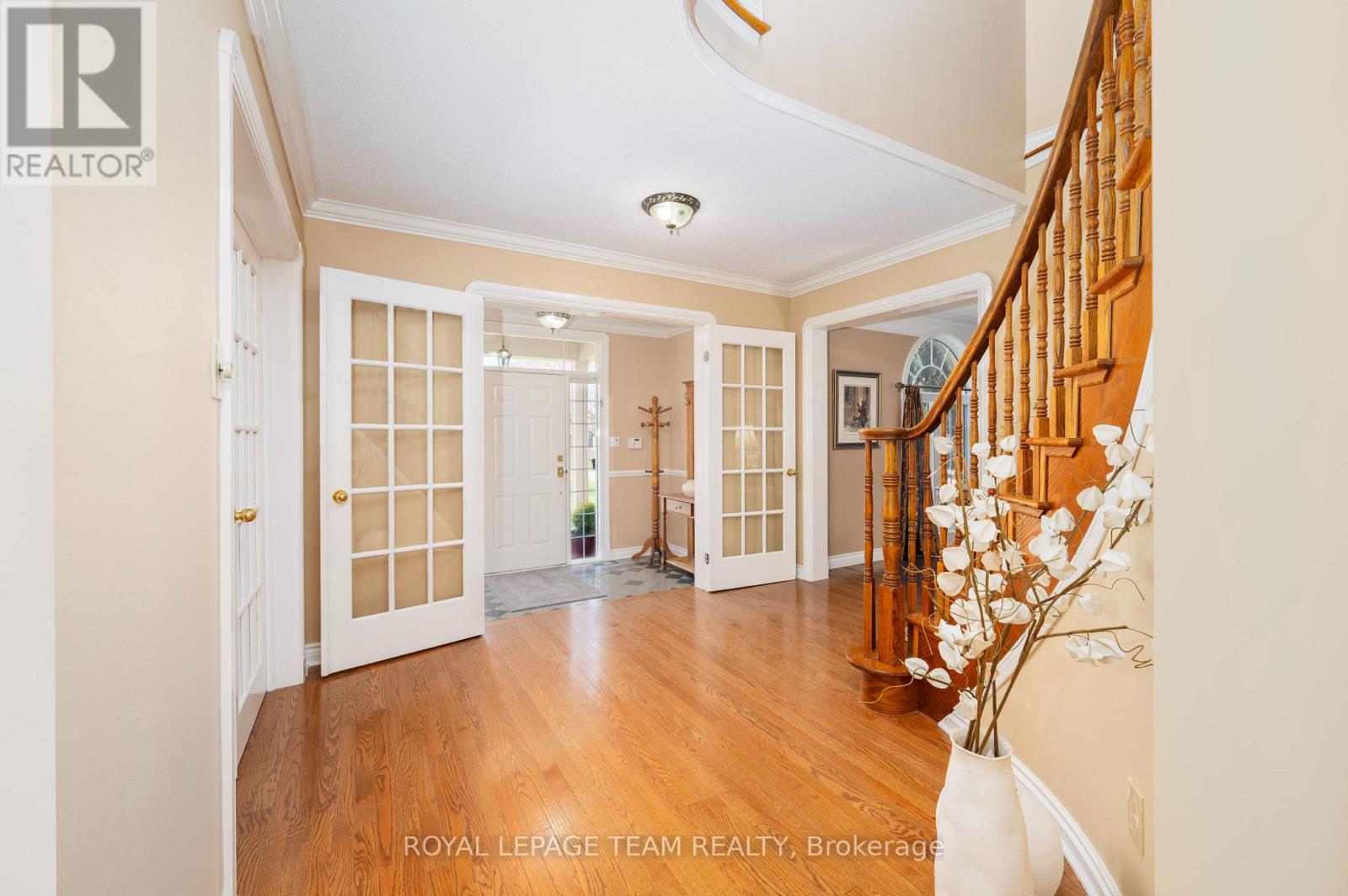 5530 PETTAPIECE CRESCENT