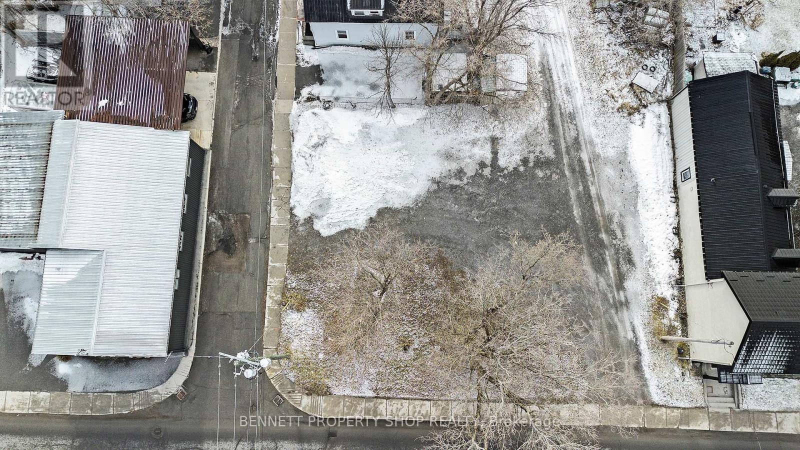 119 & 125 DANIEL STREET N