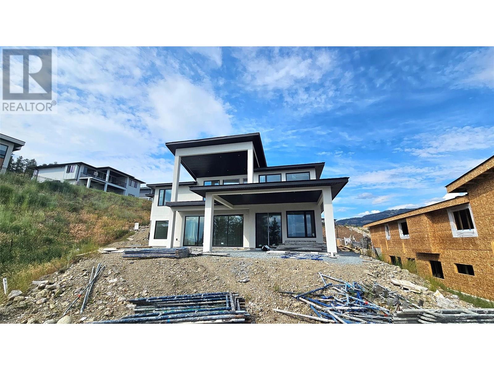 1122 Carnoustie Drive