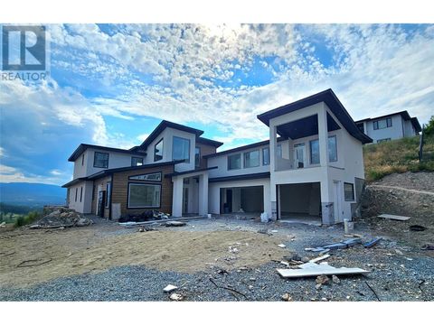 1122 Carnoustie Drive Kelowna BC V1P0A3