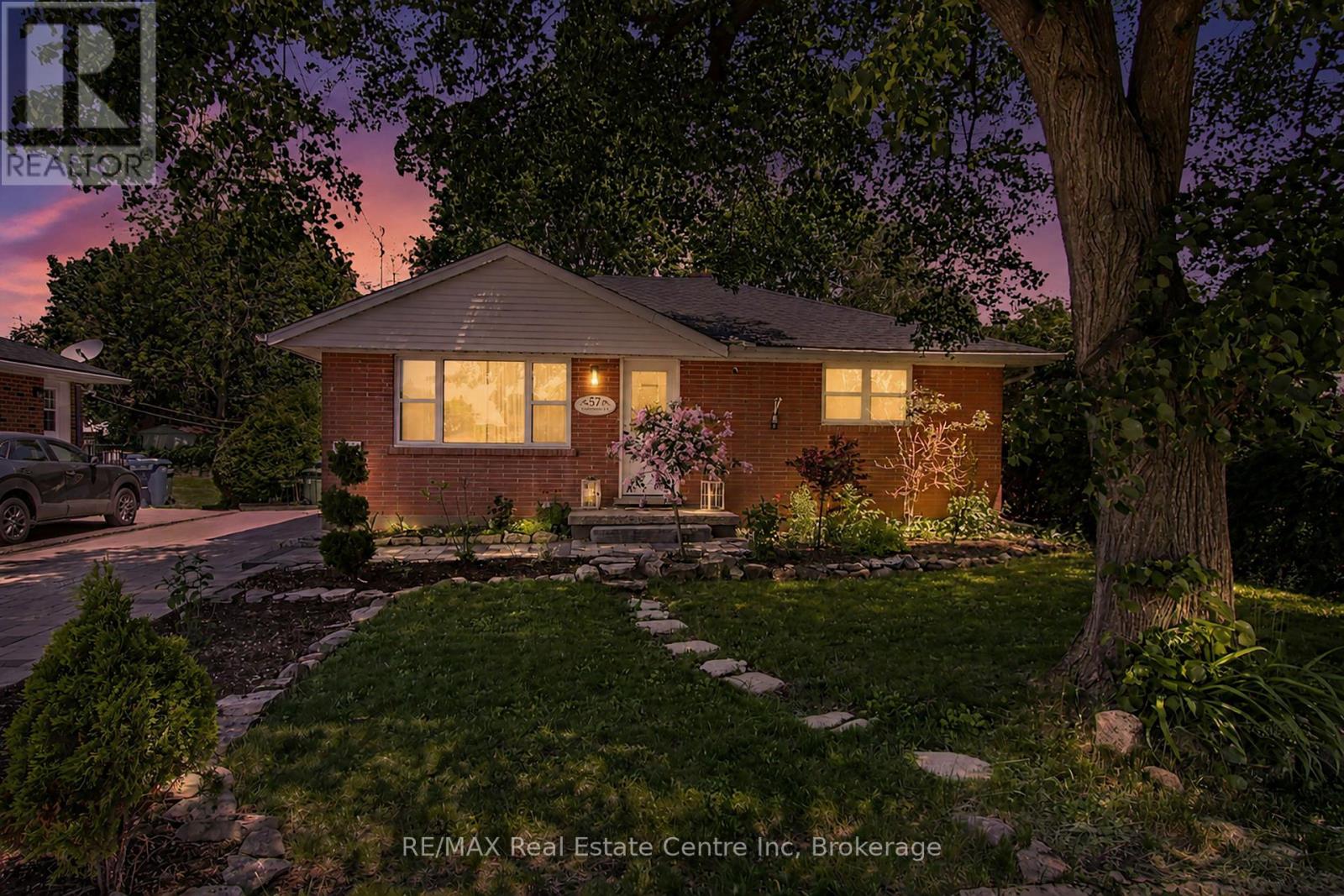 57 VANCOUVER DRIVE