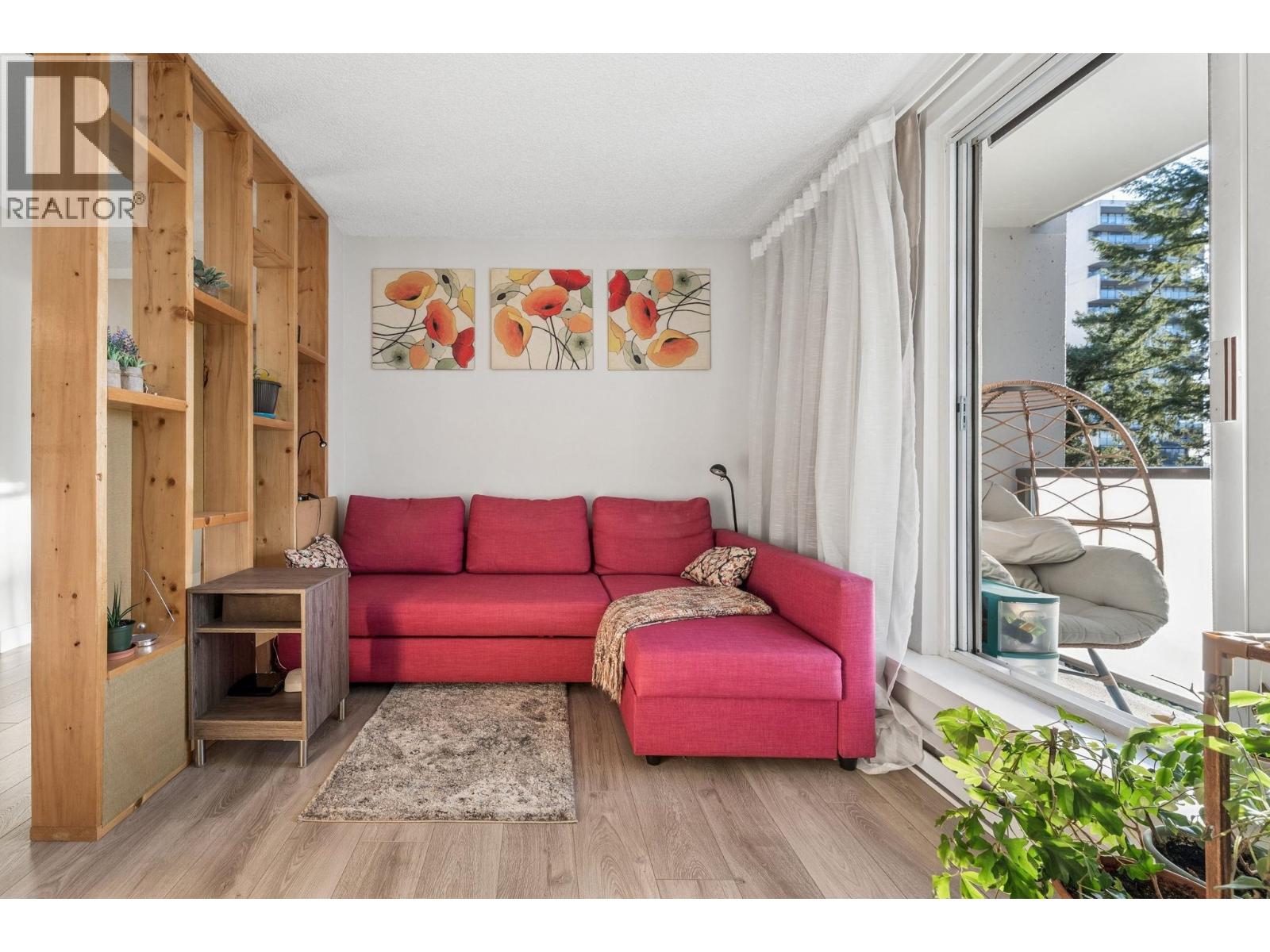 1005 9541 ERICKSON DRIVE