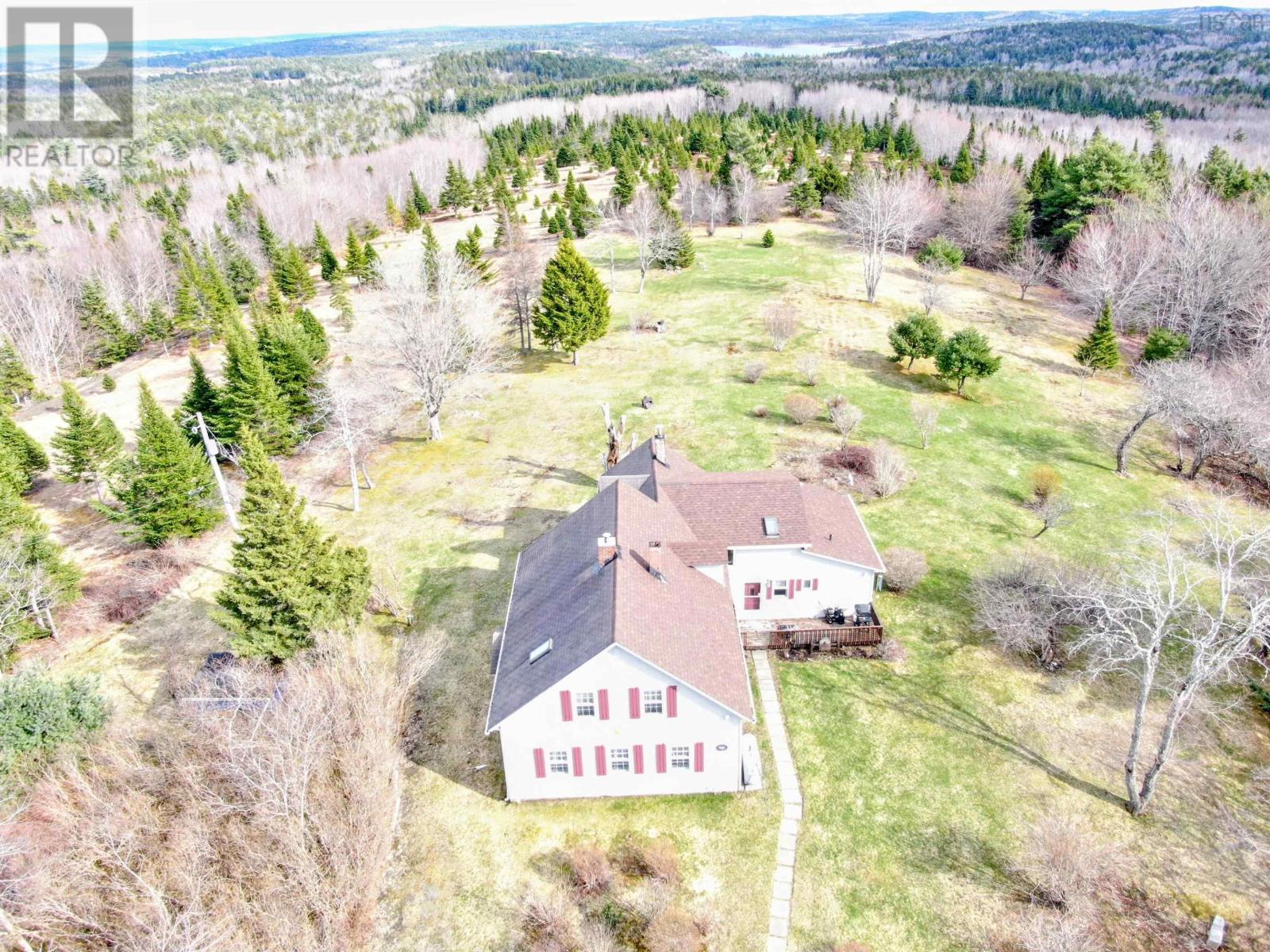 1536 Conquerall Road