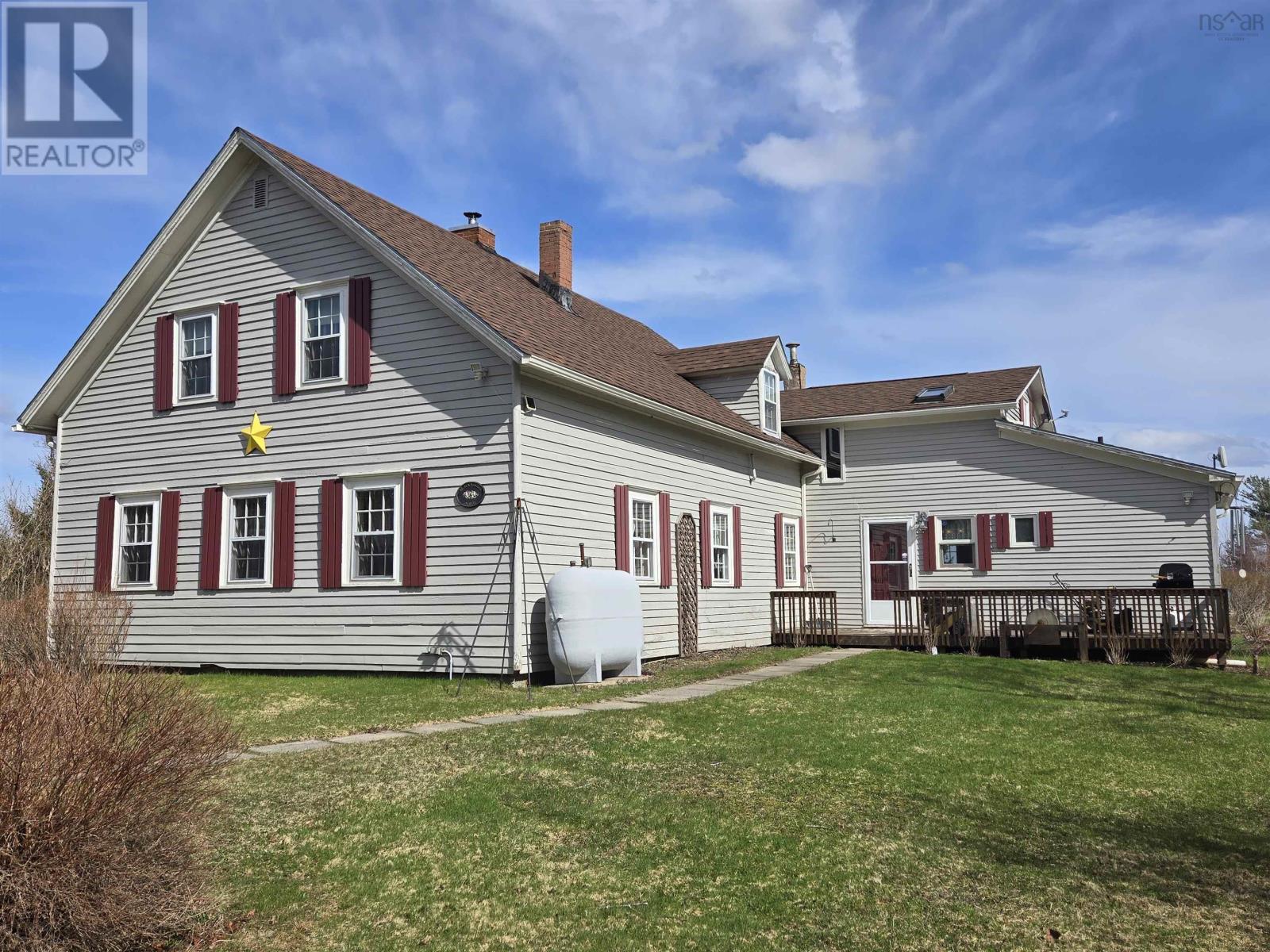 1536 Conquerall Road