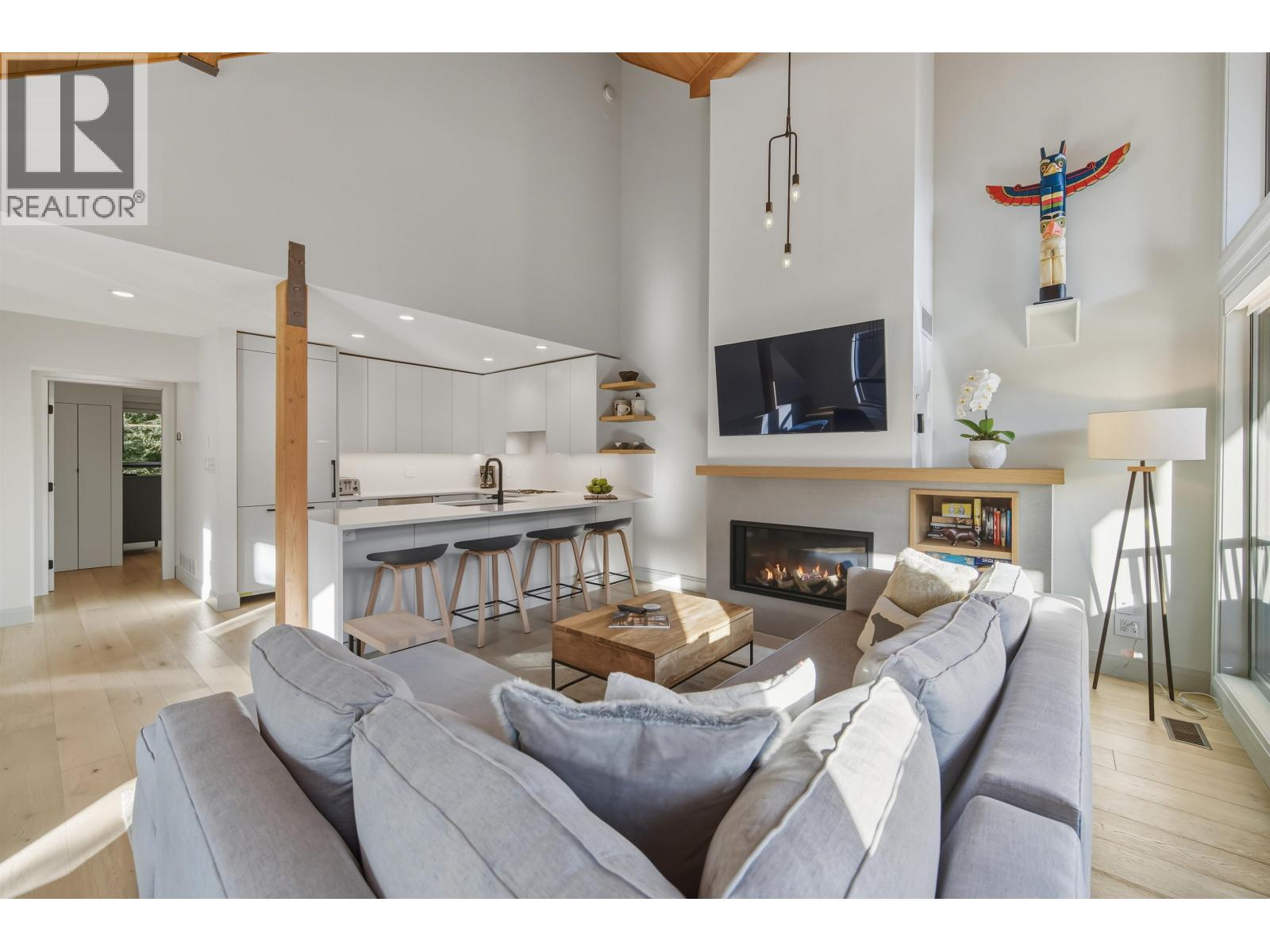 4813 CASABELLA CRESCENT