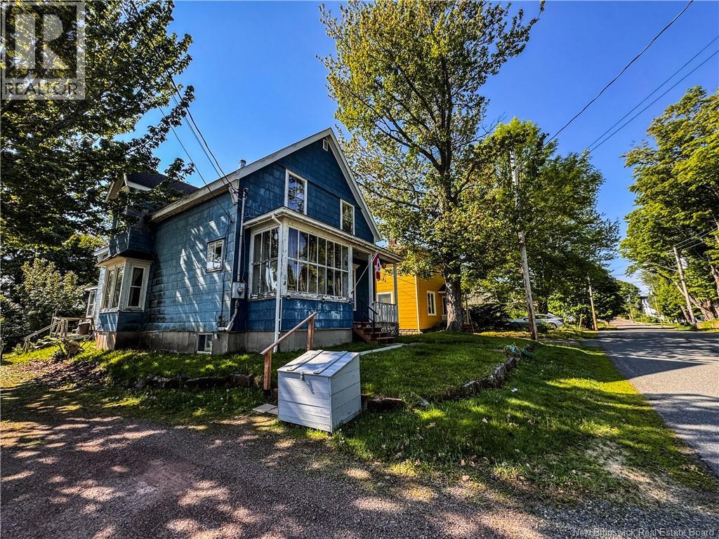 29 Squire Street
