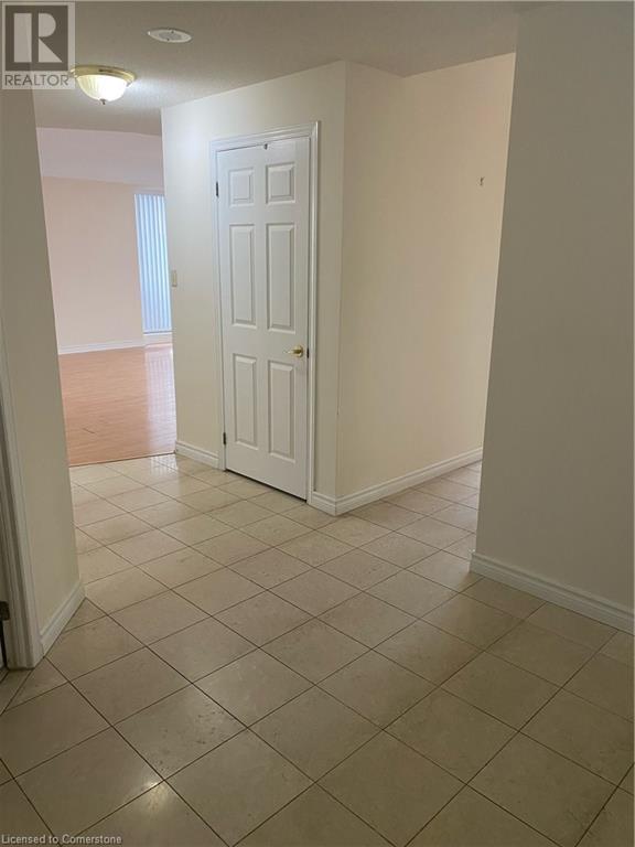 67 CAROLINE Street S Unit# 20B