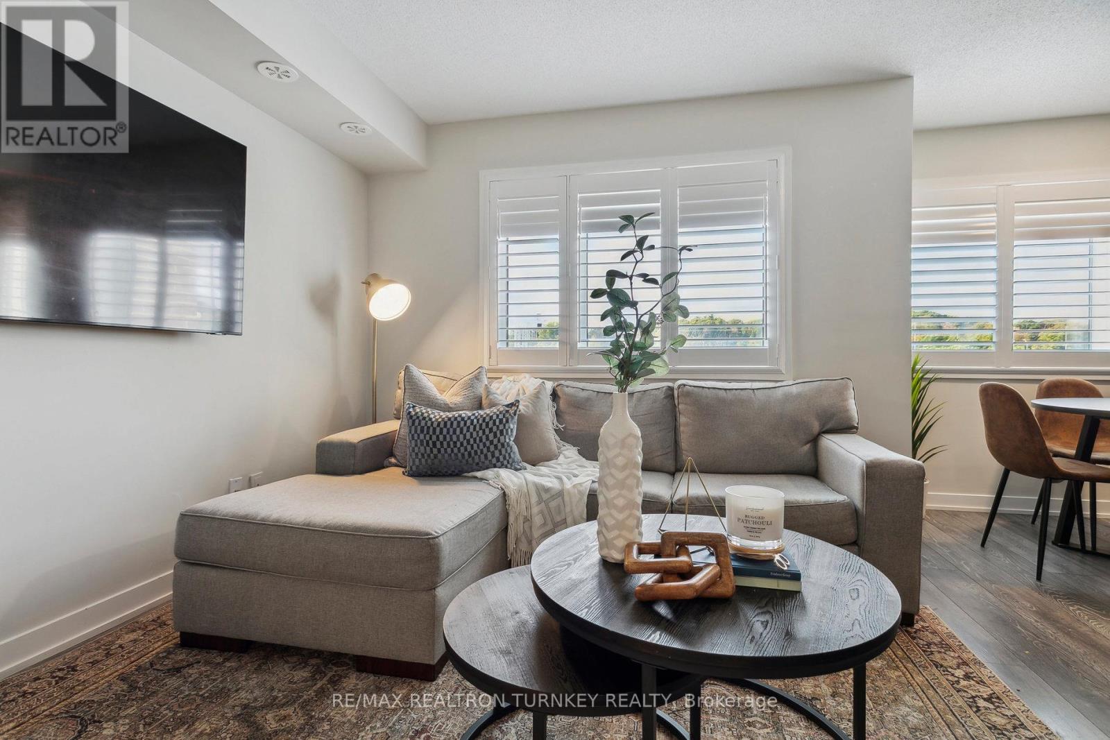 116 - 1135 COOKE BOULEVARD