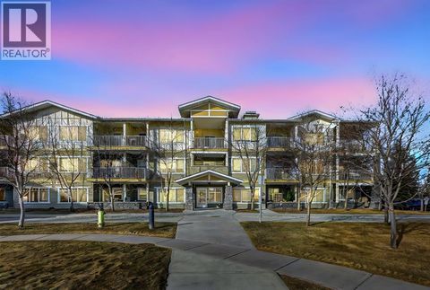 2108, 4 Kingsland Close SE Airdrie AB T4A0A2