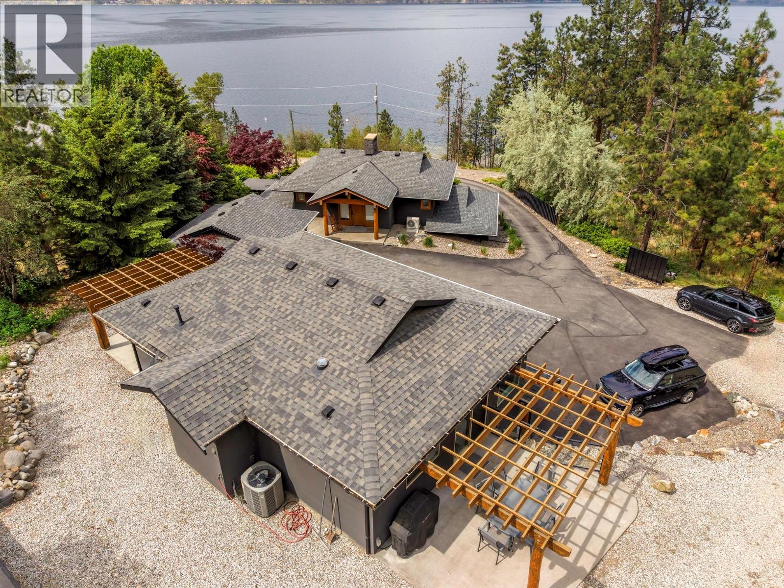 9887 Okanagan Centre Road W