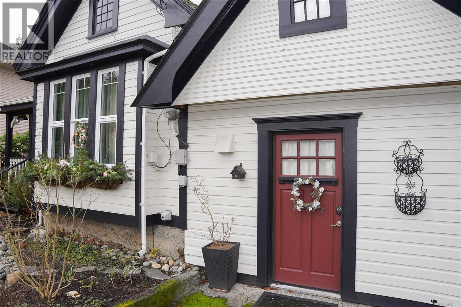 814 Hereward Rd