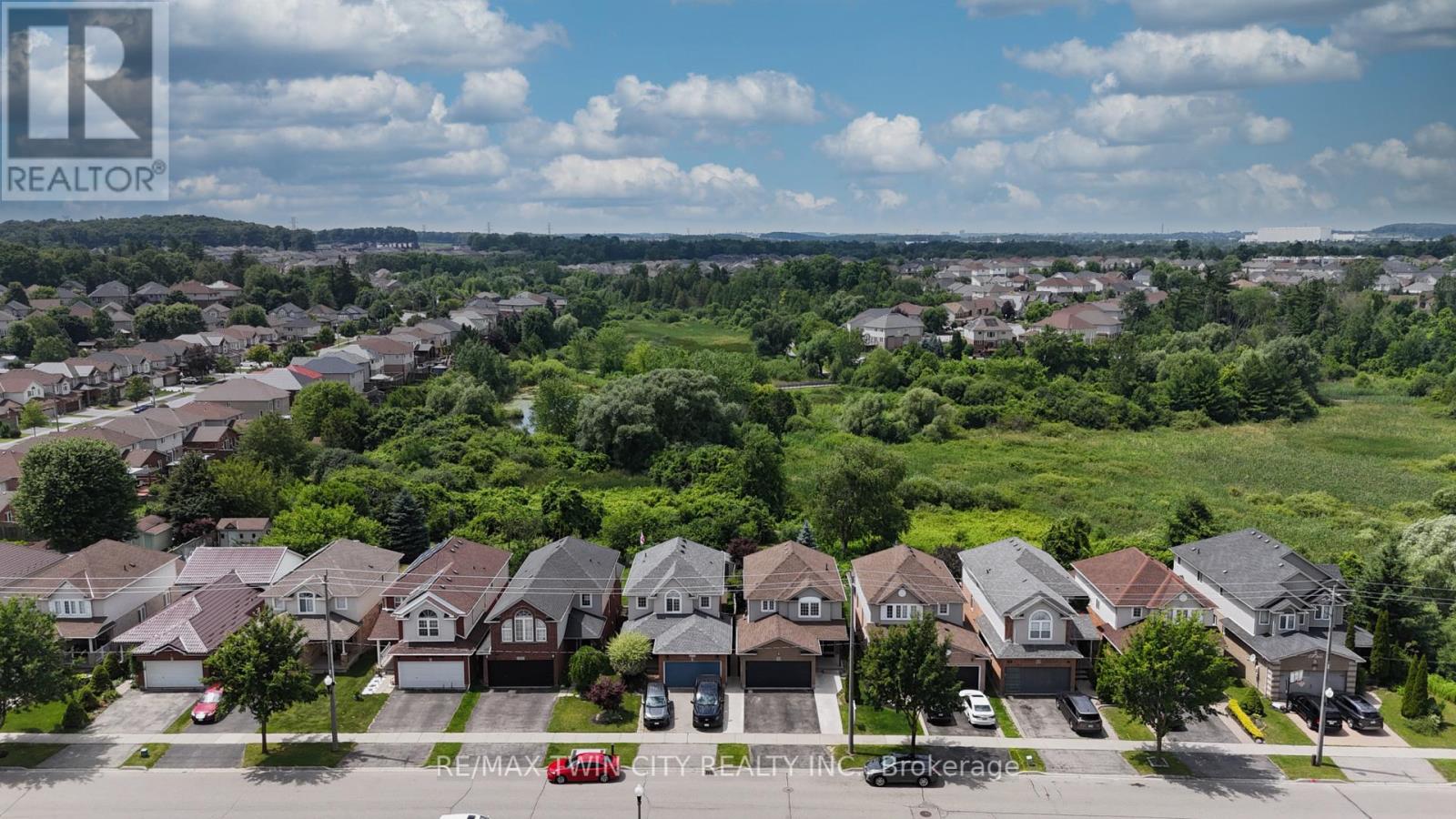 475 DOON SOUTH DRIVE