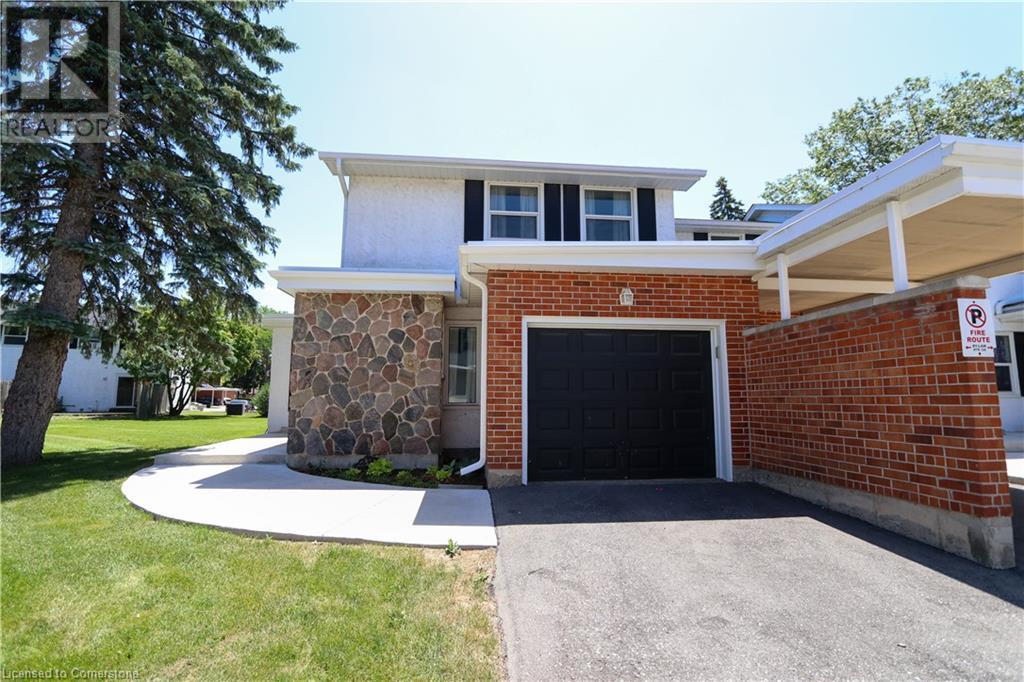 423 KEATS Way Unit# 1