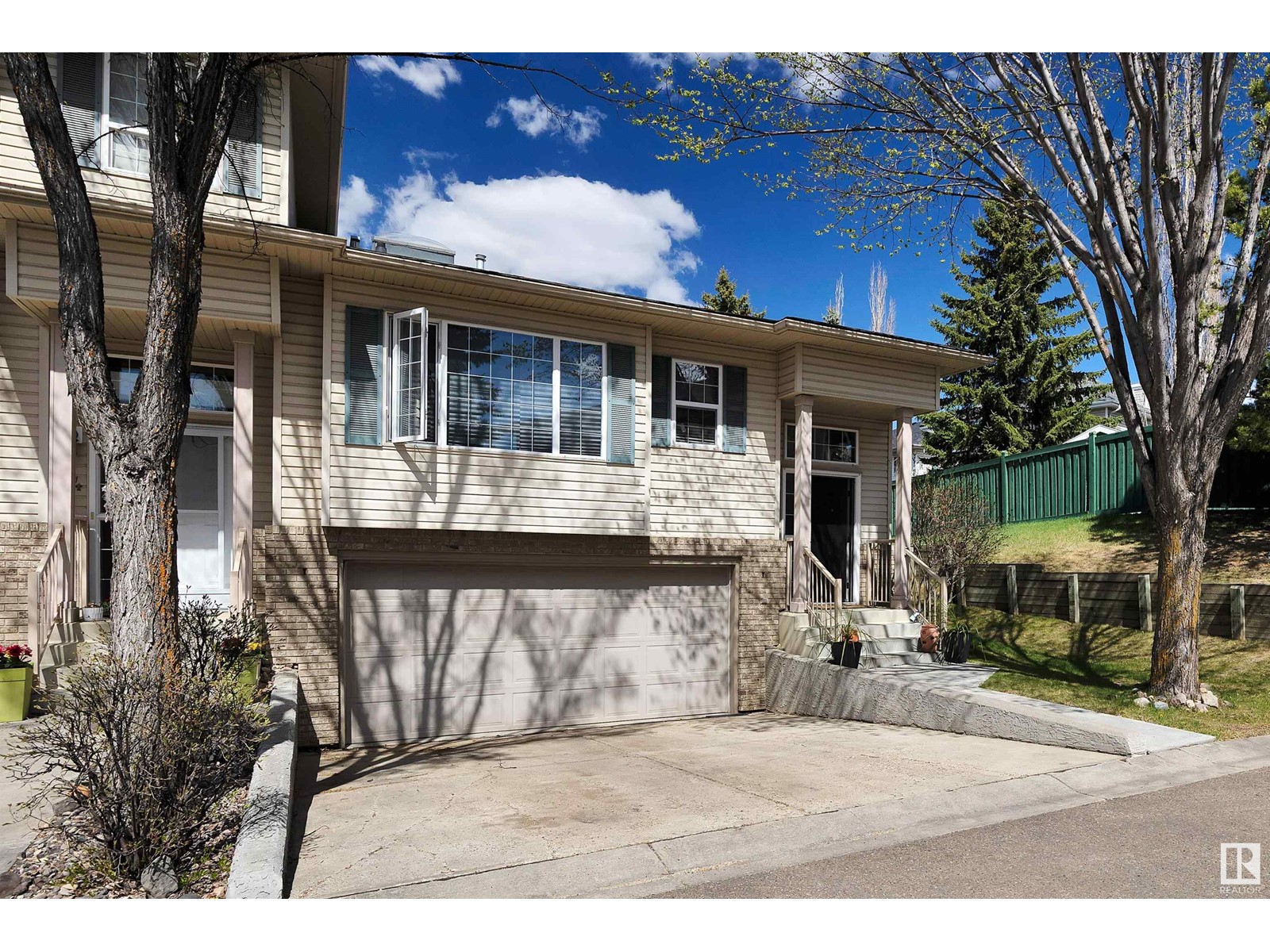 #33 420 HUNTERS GREEN NW