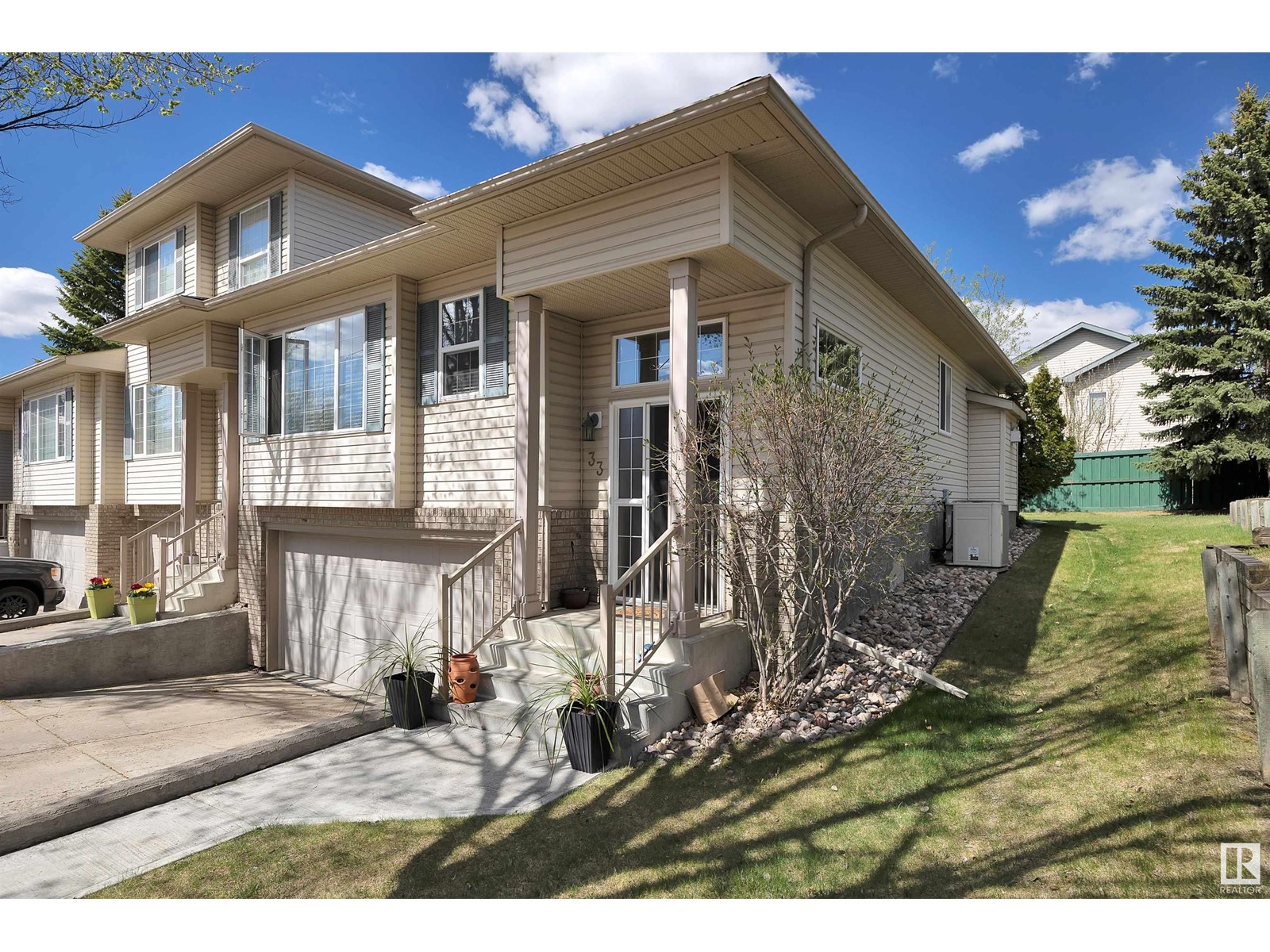 #33 420 HUNTERS GREEN NW