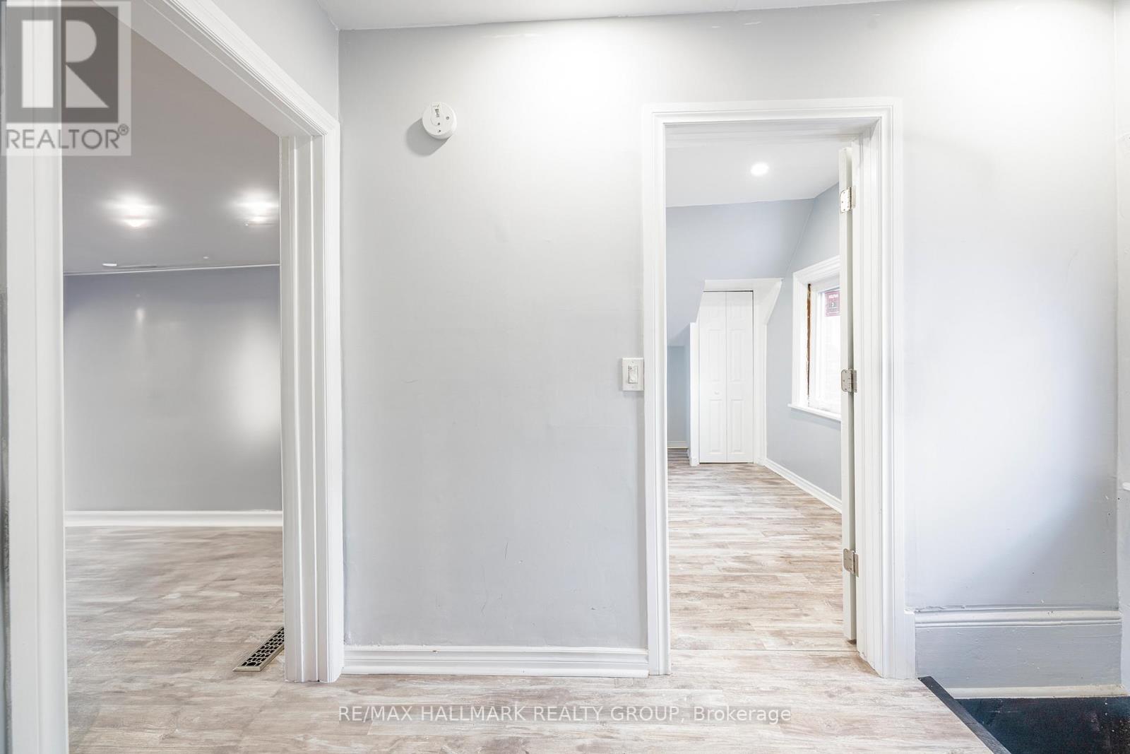 1 - 5561 MANOTICK MAIN STREET