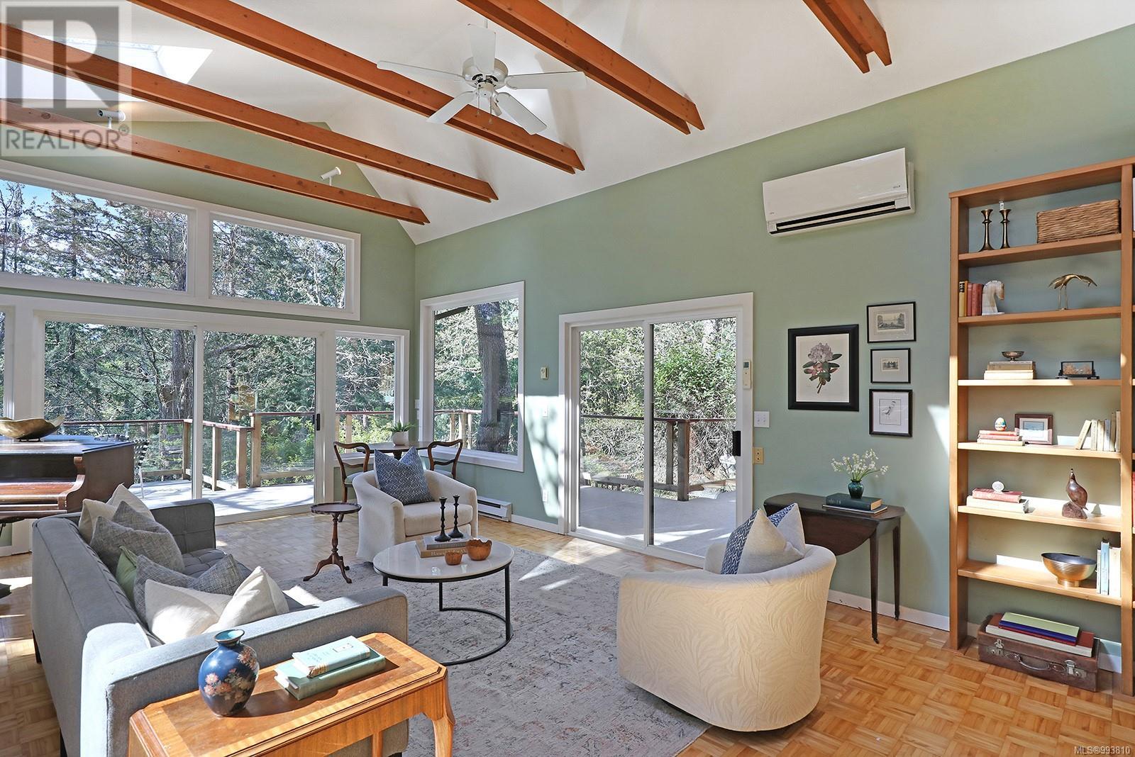 2399 Garry Oak Dr