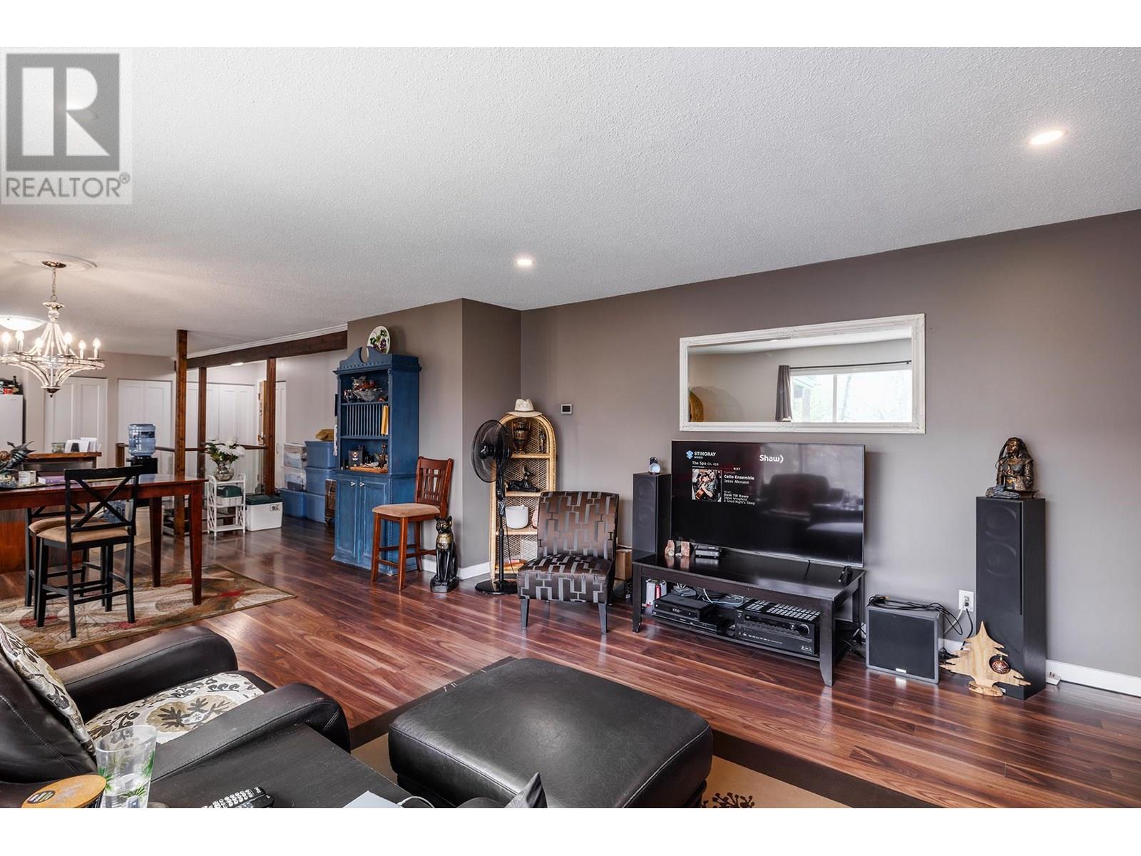 11175 Pretty Road