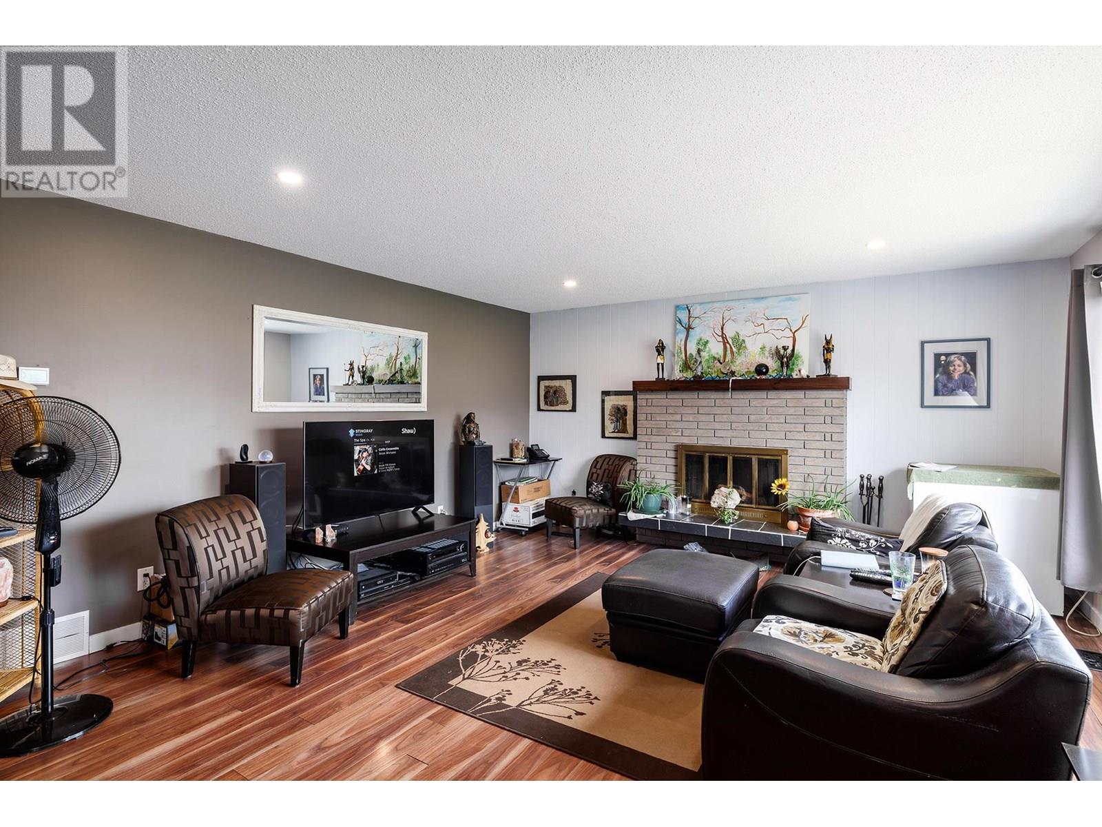 11175 Pretty Road