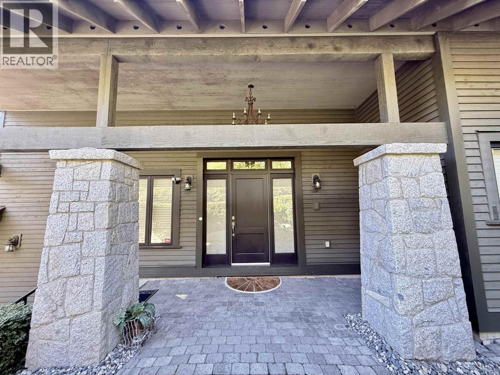 2276 BOULDER COURT