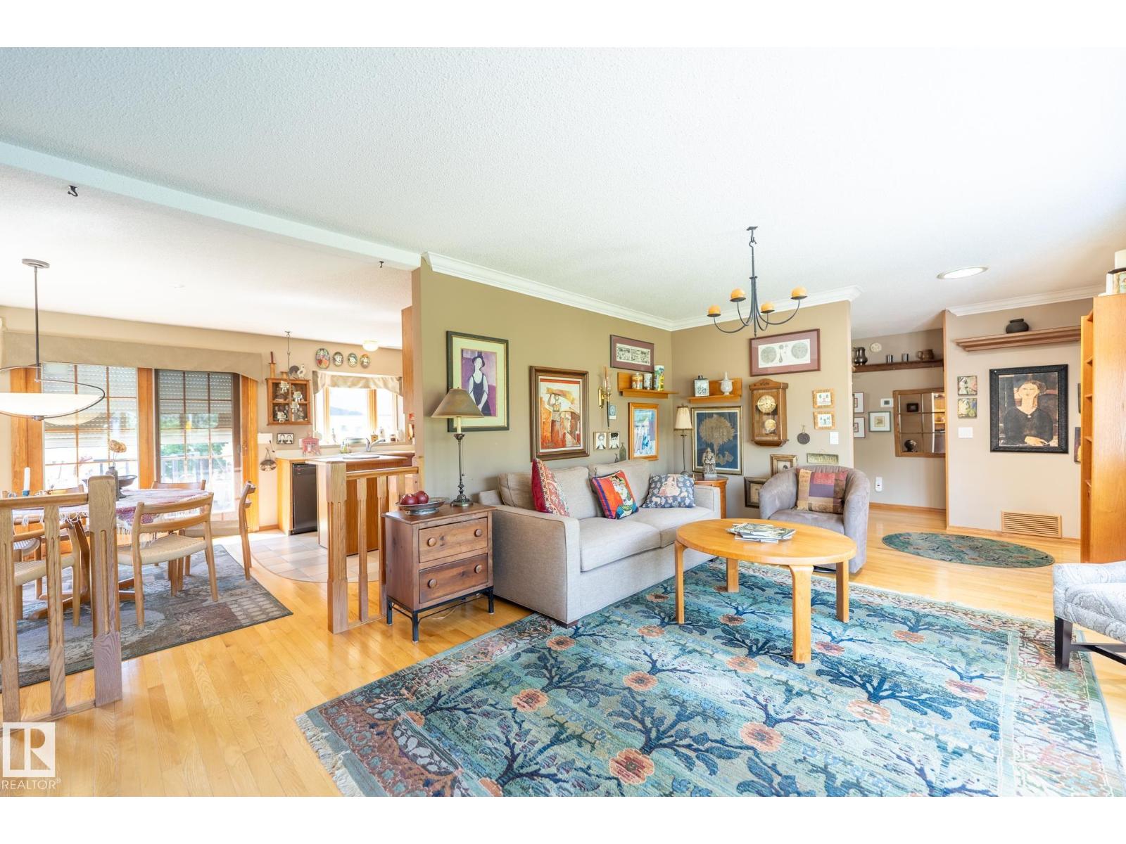 4707 105A AV NW