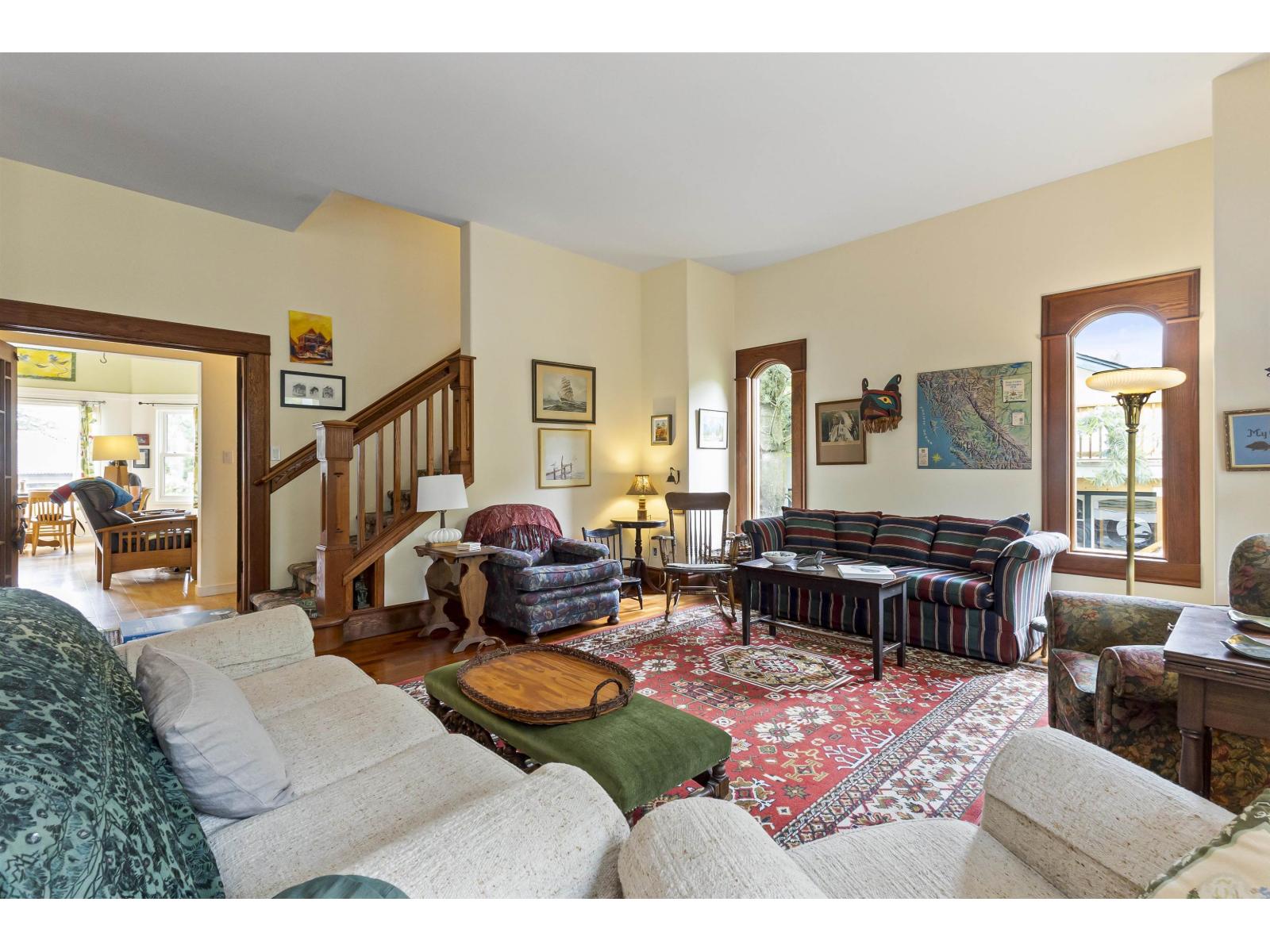 690 FRASER AVENUE|Hope