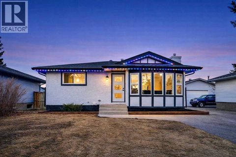 12112 Canfield Road SW Calgary AB T2W1V2