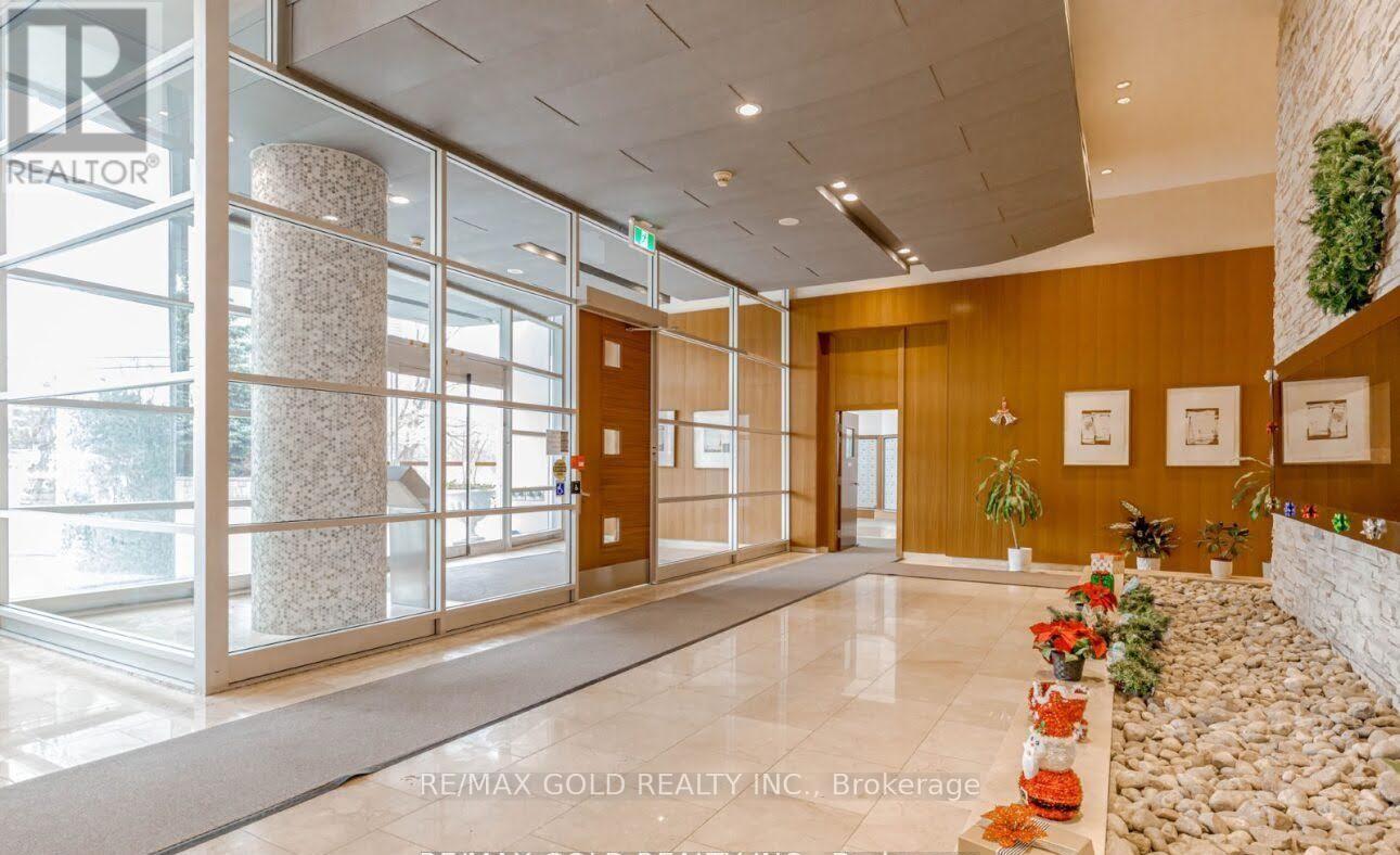 2102 - 220 BURNHAMTHORPE ROAD W