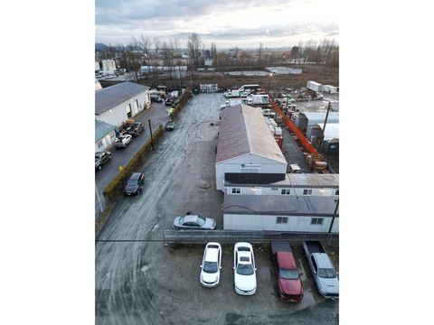1330 RIVERSIDE ROAD Abbotsford BC V2S7P1