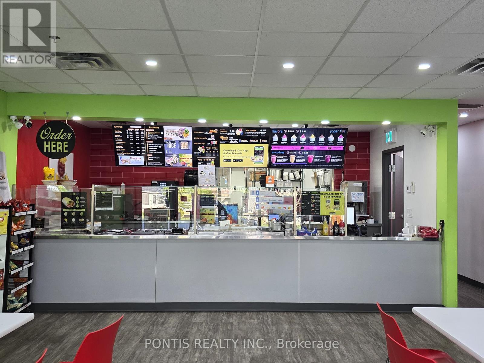 12 - 4520 ONTARIO STREET