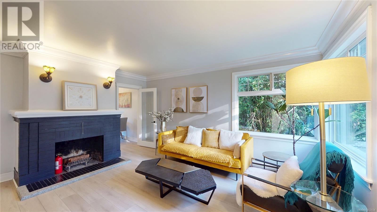 2139 Foul Bay Rd