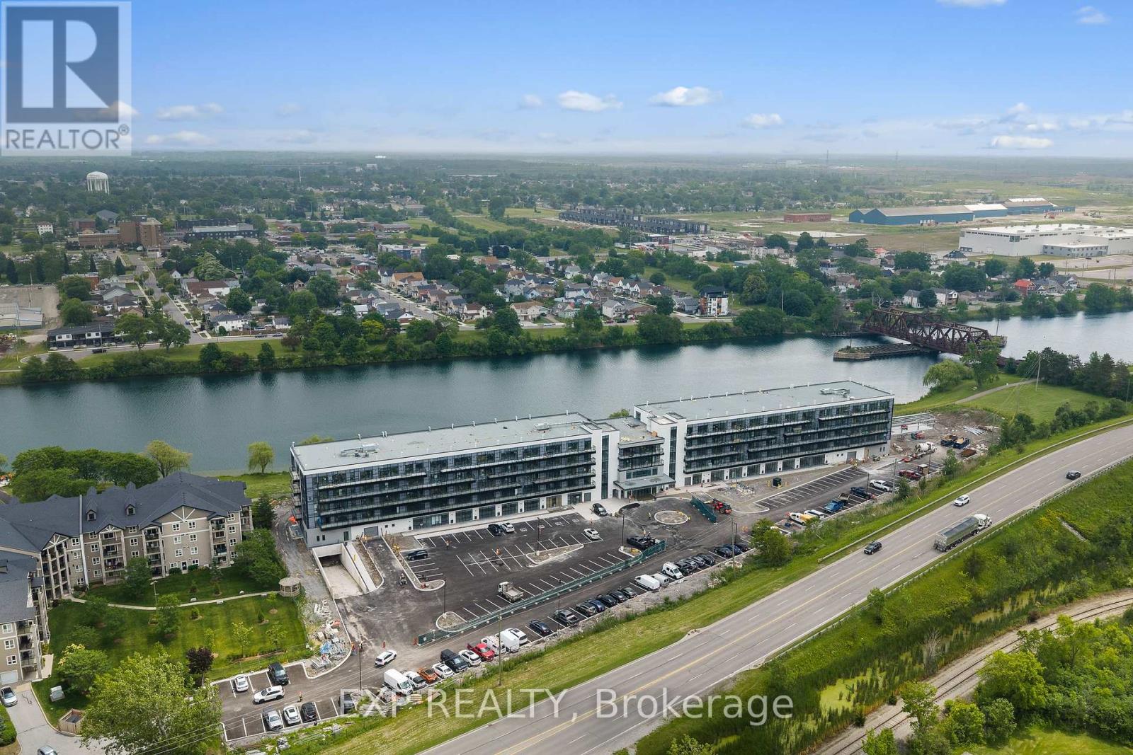 247 - 350 PRINCE CHARLES DR DRIVE