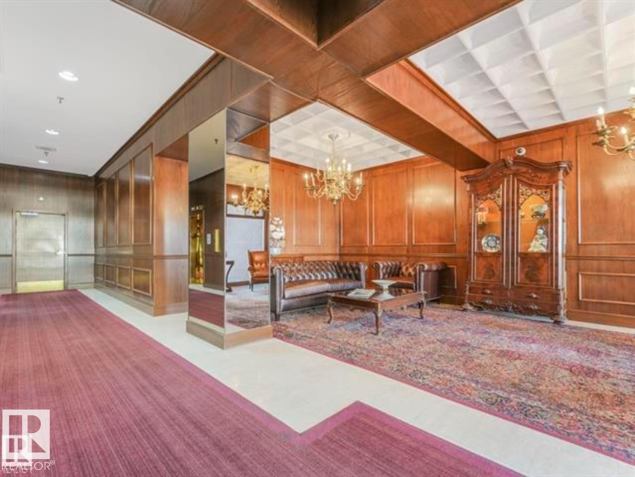 #1403 11503 100 AV NW