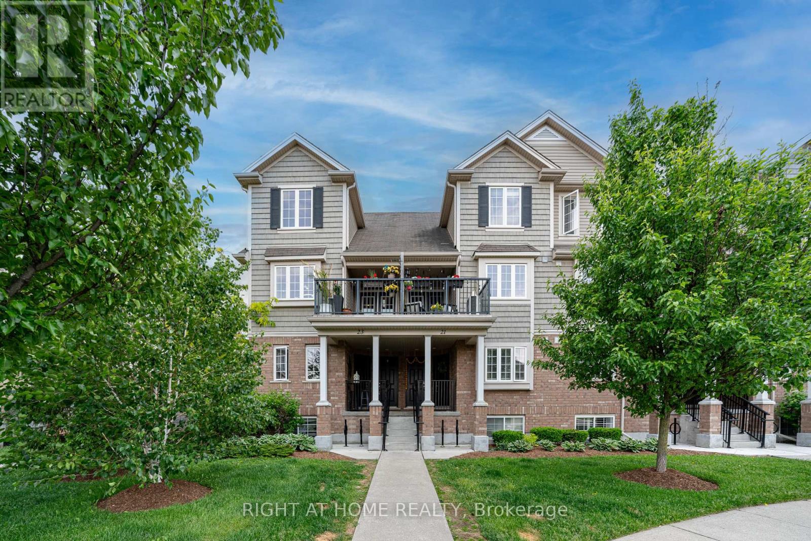 23B - 15 CARERE CRESCENT