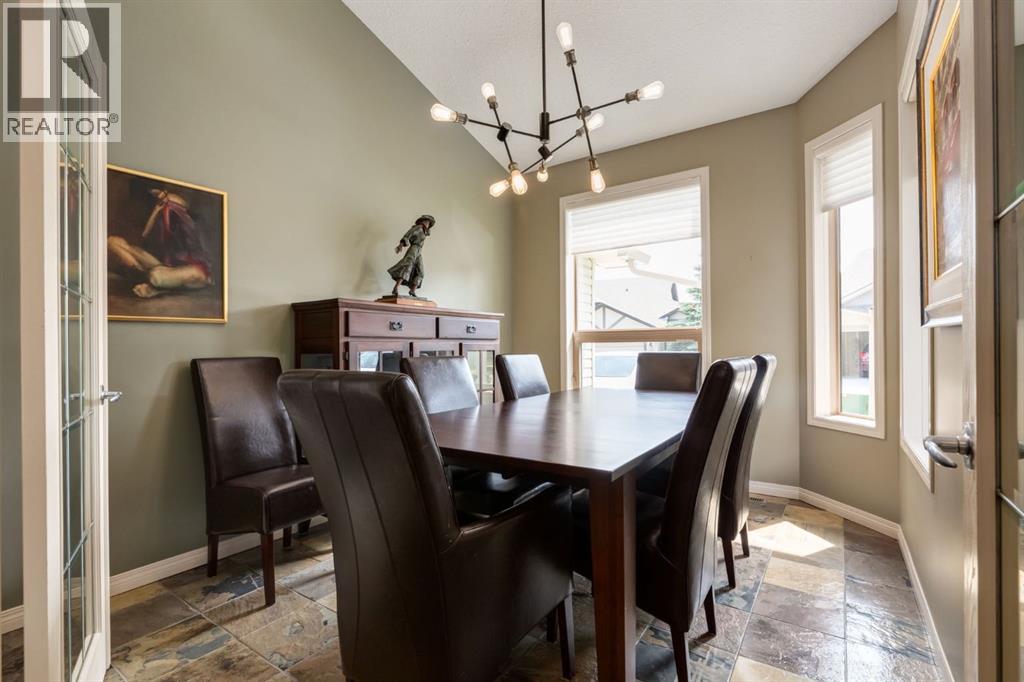 218 Springbank Villas SW