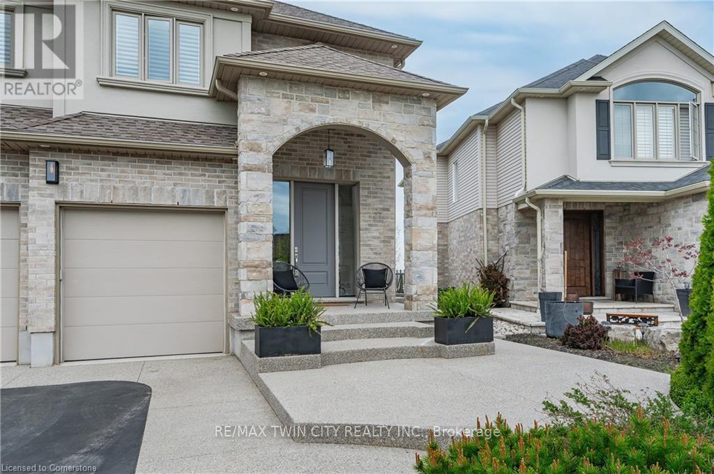 27 MCWILLIAMS COURT