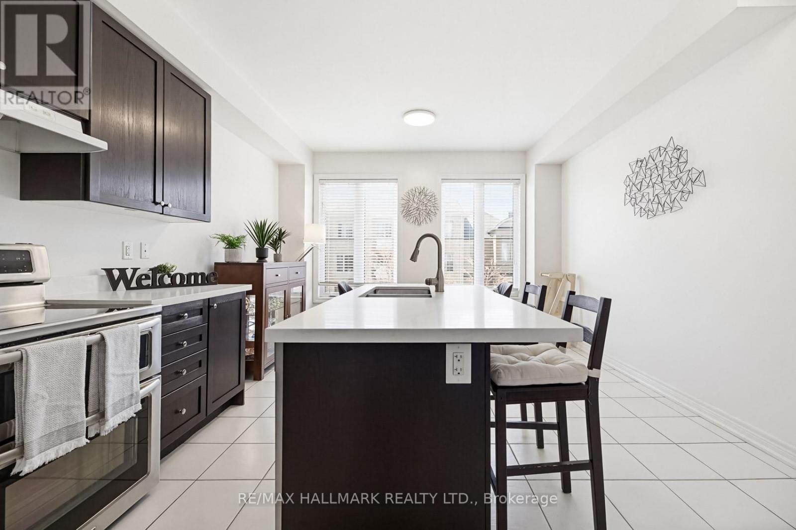 60 BELANGER CRESCENT