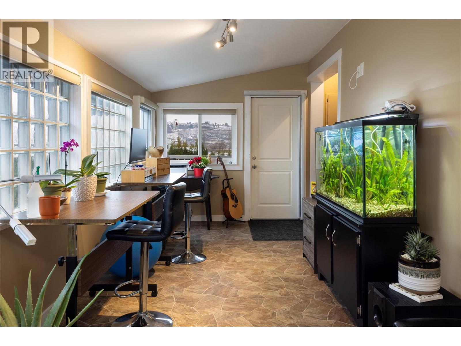 8000 Highland Road Unit# 164