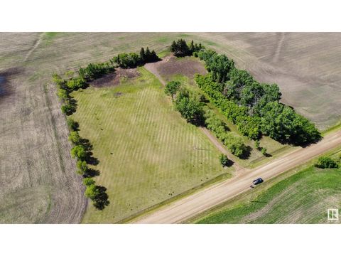 RR 252 TWP 552 Rural Sturgeon County AB T8R2L1
