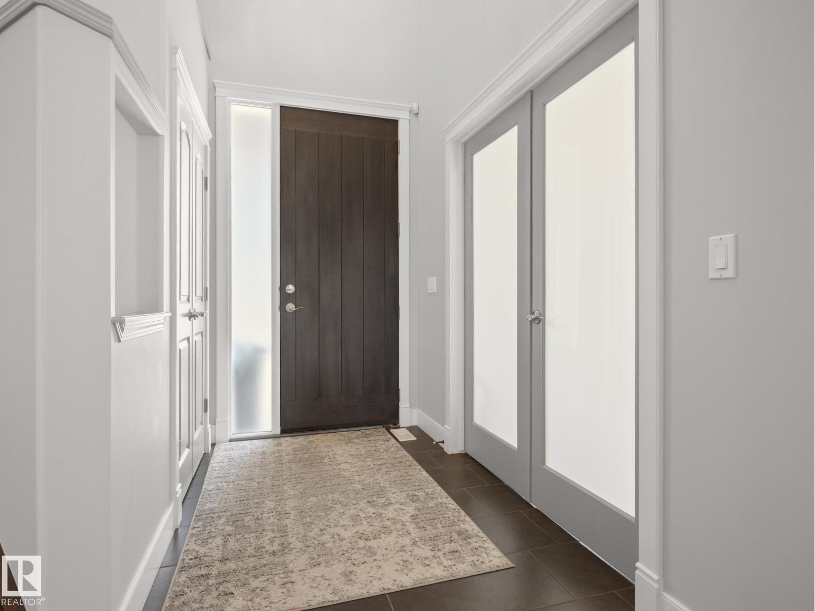 8816 208 ST NW