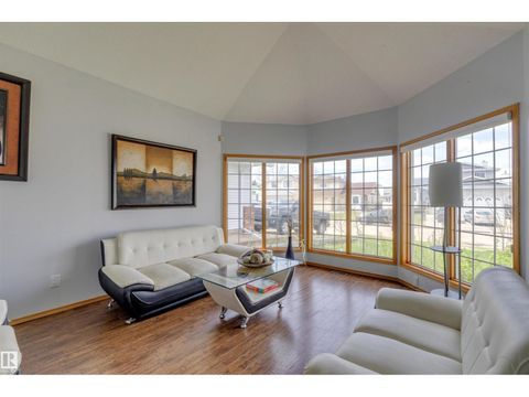 15411 67A ST NW Edmonton AB T5Z2W8
