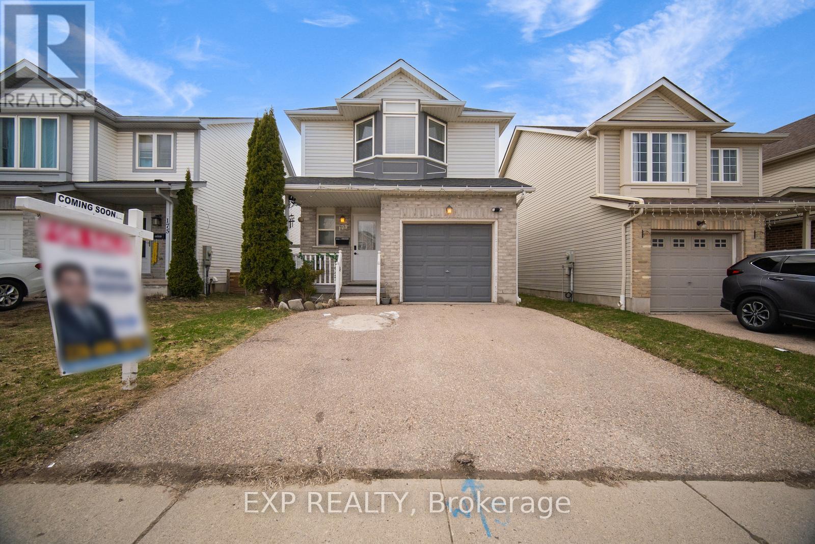 179 HENHOEFFER CRESCENT