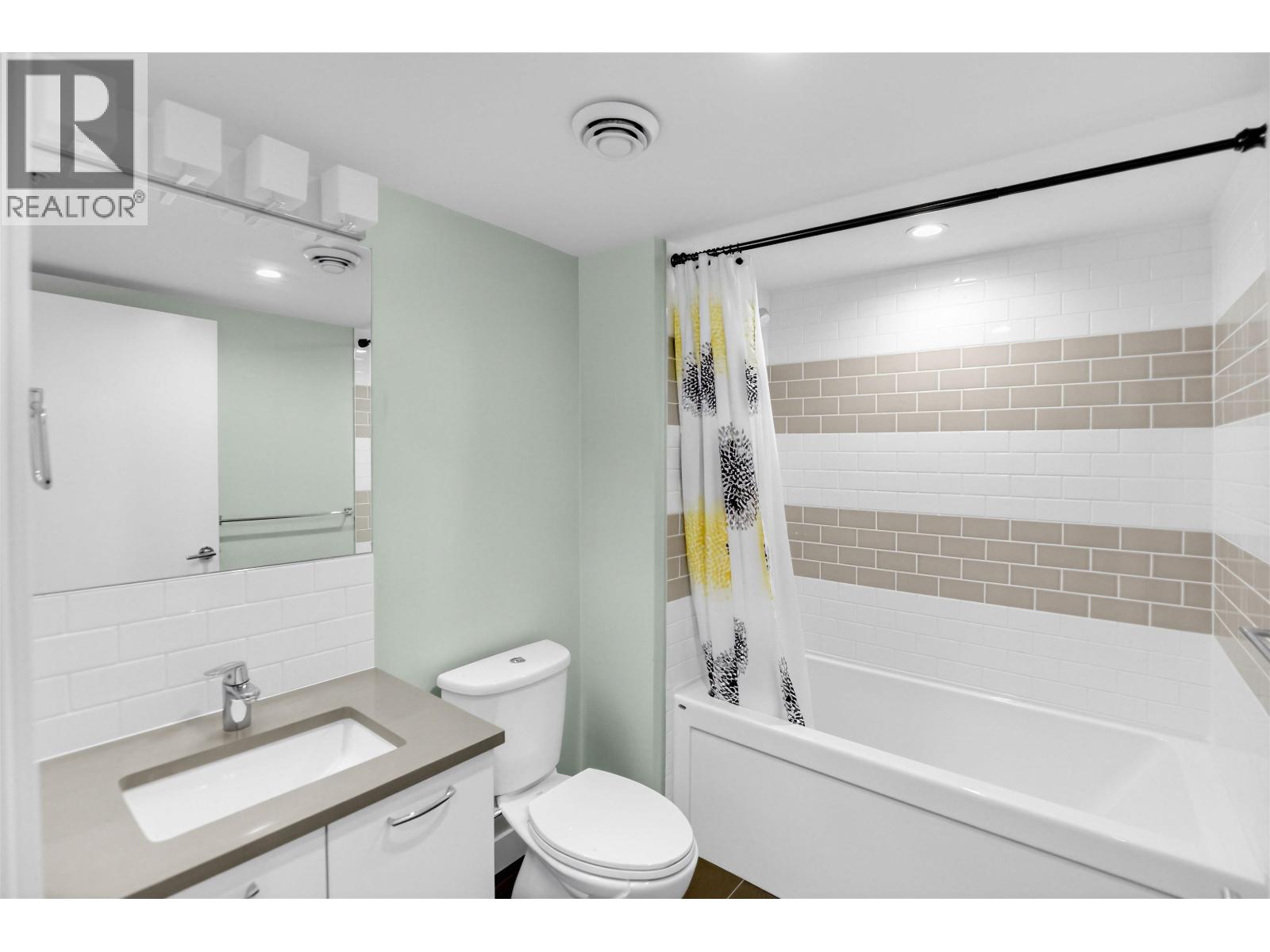 309 1519 CROWN STREET