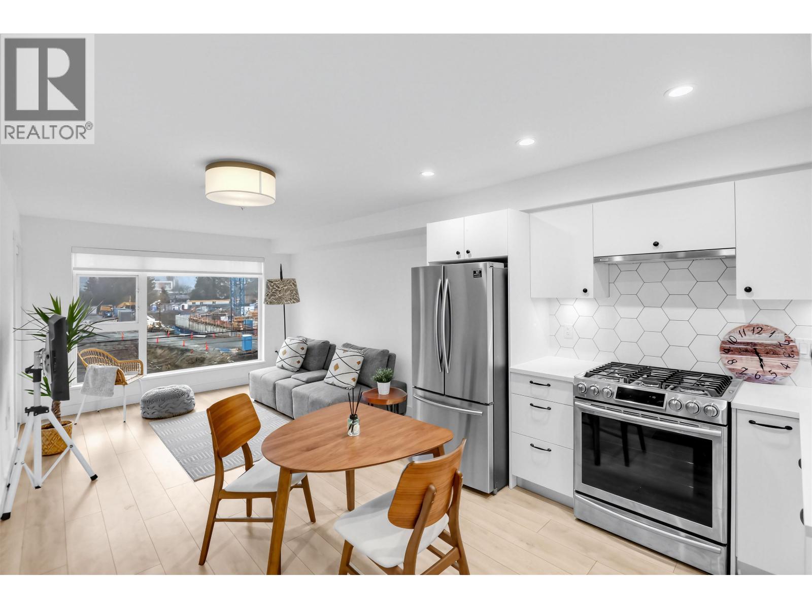 309 1519 CROWN STREET