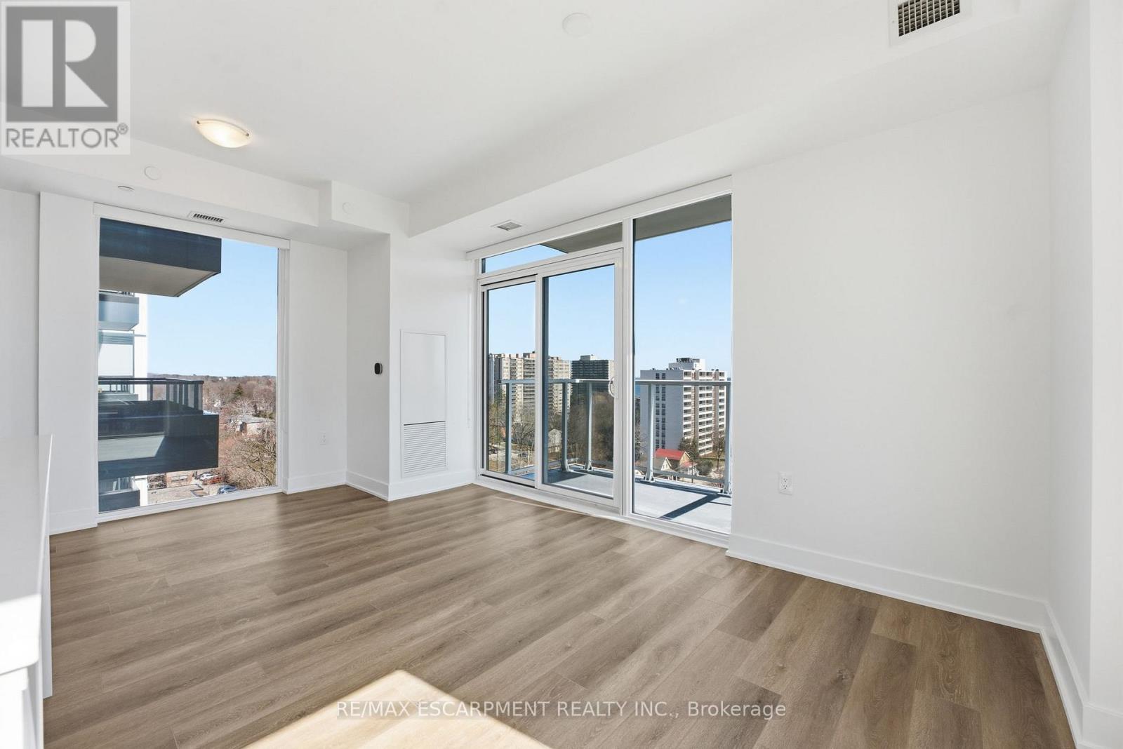 908 - 2088 JAMES STREET