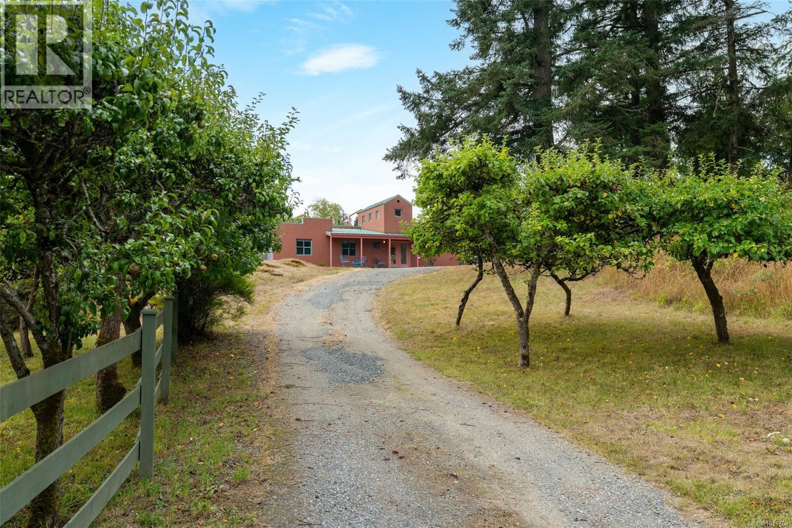5450 West Saanich Rd