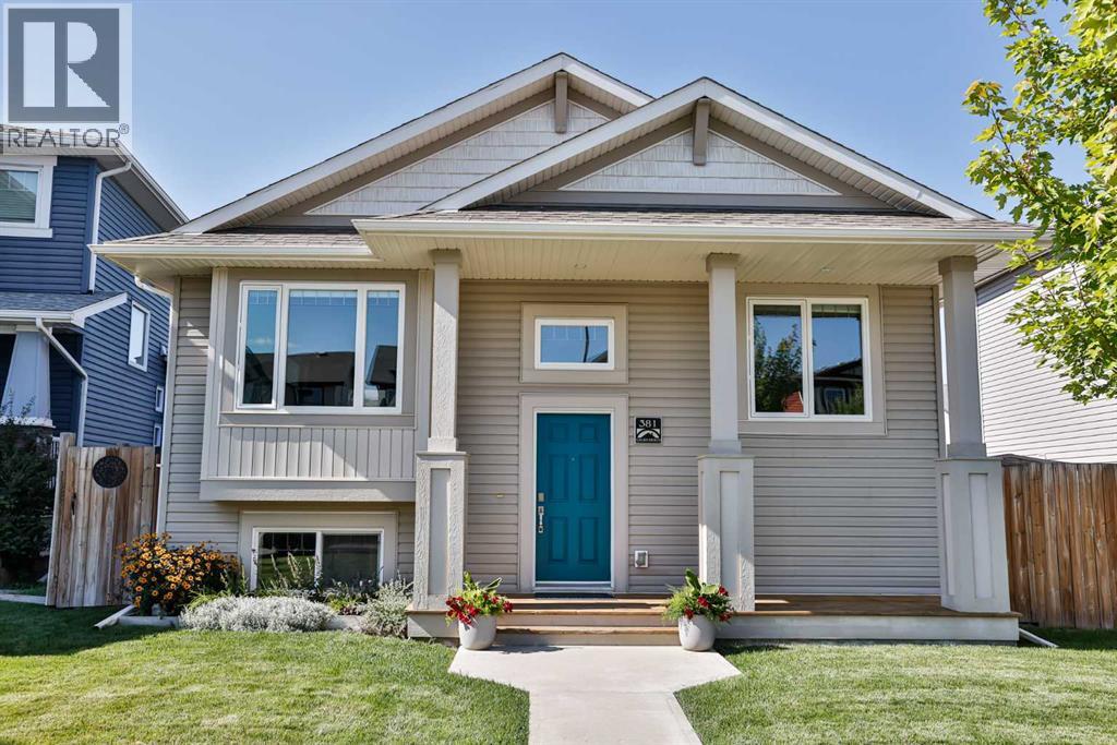 381 Moonlight Way West W