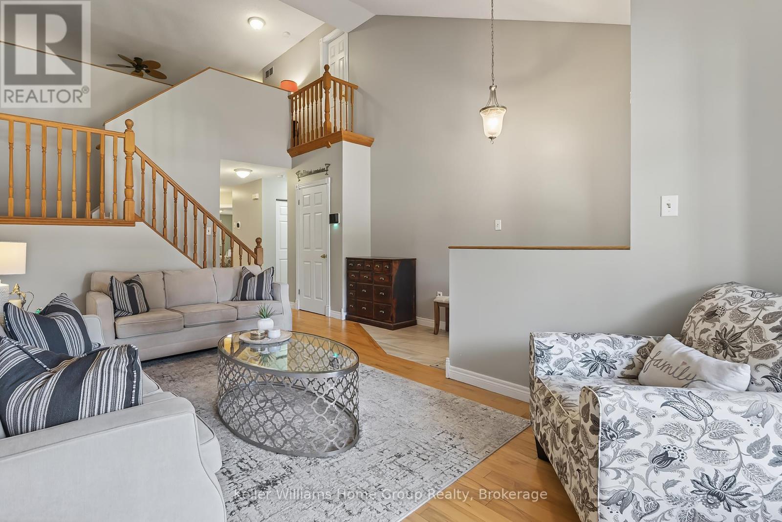 89 SCHRODER CRESCENT